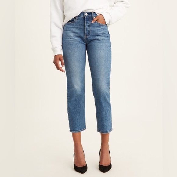 Levi’s Wedgie Straight Leg Button Fly Denim Blue Jeans Size 33 NWT - Picture 1 of 11